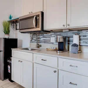 Unit 14 Maui Ohana Modern Apartment